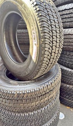 275/70/18 vendo un set de llantas marca Michelin en perfectas condiciones de vida las 4