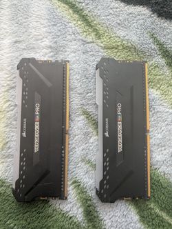 Corsair Vengeance RGB Pro