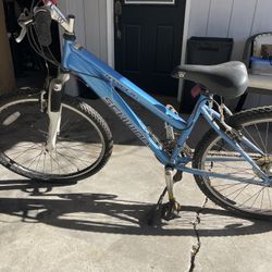 ** Schwinn BIKE Bicycle For Sale Good Condition