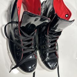 Converse Rare Chuck Taylor All Star HiTop Men’s Sz 9 Patent leather  Sneaker