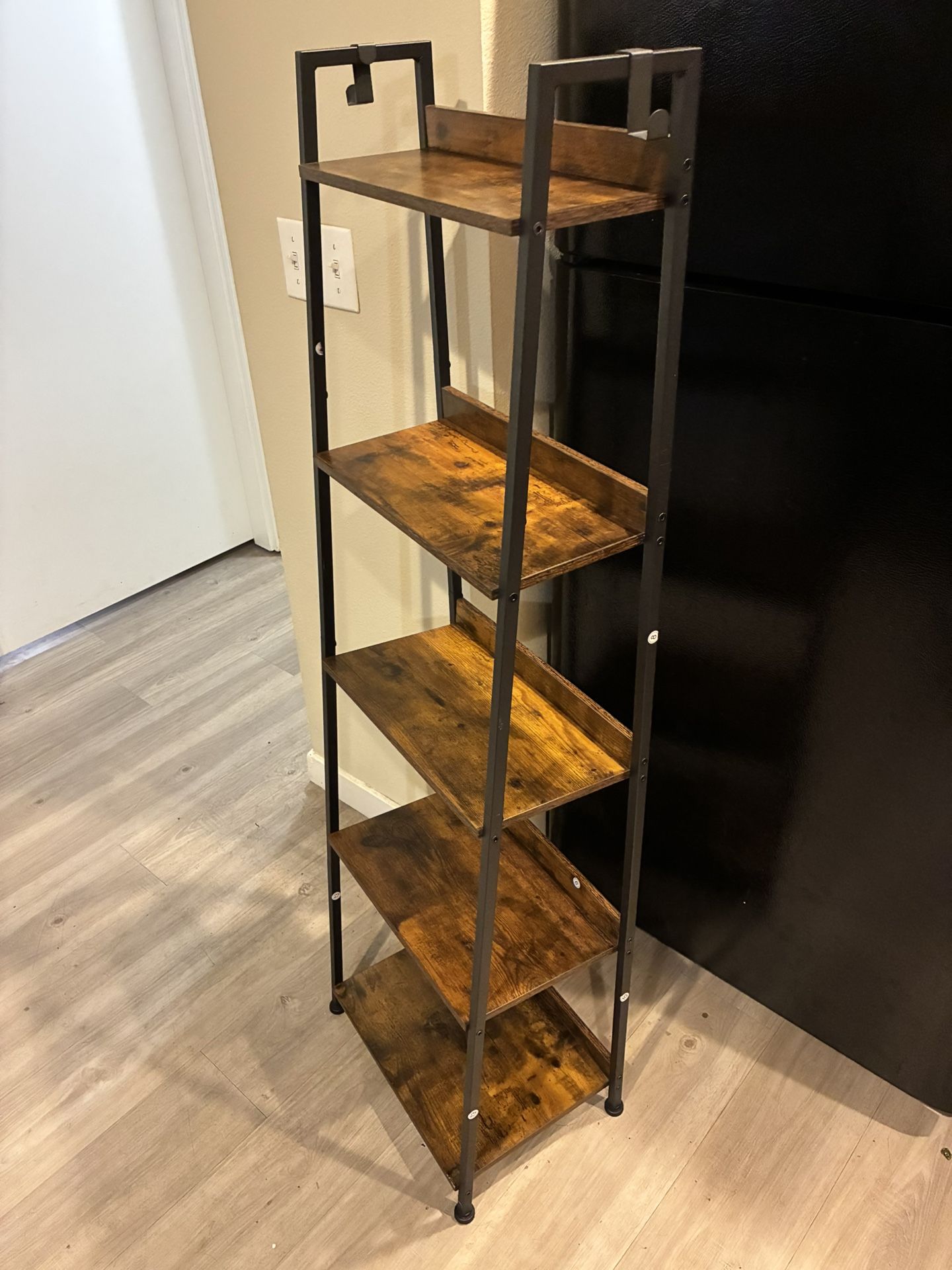Shelf