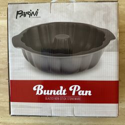 Parini Bundt Pan - New