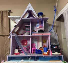 LOL winter chalet dollhouse