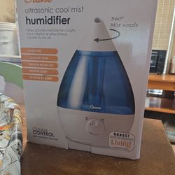 New In Box Unopened Ultrasonic Cool Mist Dehumidifier 