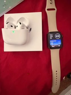 Apple Watch Series 6 + AirPods