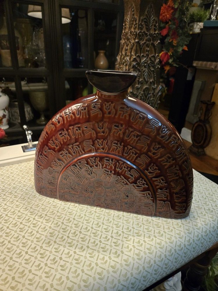 Large Oriental Vase