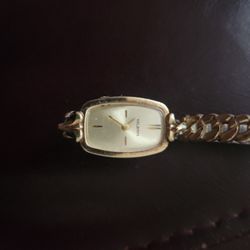 Hellbros Woman Watch 