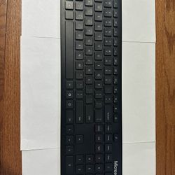 Microsoft Bluetooth Keyboard 