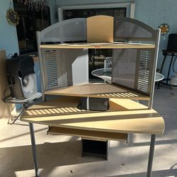 Corner Computer Desk with Hutch & Keyboard Tray