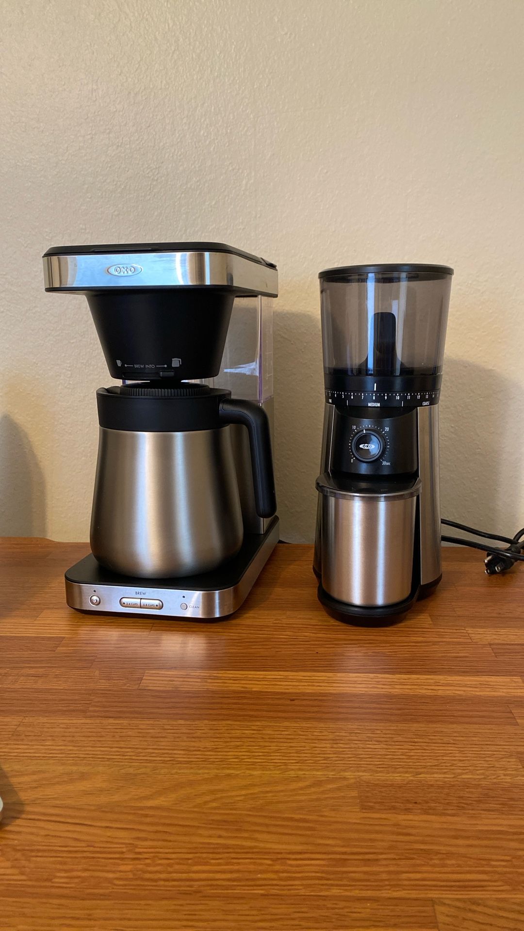 OXO 8 Cup Coffee Maker And Grinder