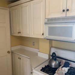 White  Wooden Cabinet Set