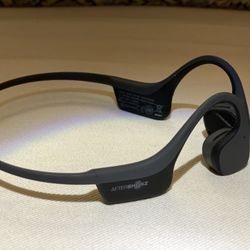 Pre-owned AfterShokz TREKZ Bone Conduction Headphones