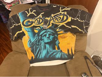 Mens NEW Godspeed Statue of Liberty Lightning Sky print Short sleeved MEDIUM T-shirt