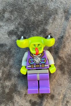 Lego Alien Minifigure