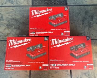 Dual Rapid Charger Milwaukee M18