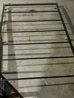 Trundle twin bed
