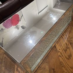 Glam Coffee Table With Crystal Dot