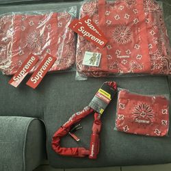 Supreme Duffle Bag Set 