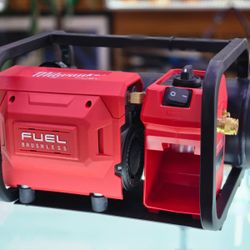 Milwaukee M18 FUEL 18-Volt Lithium-Ion Brushless Cordless 2 Gal. Electric Compact Quiet Compressor