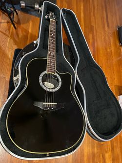 Ovation Celebrity Acoustic Guiatr with case