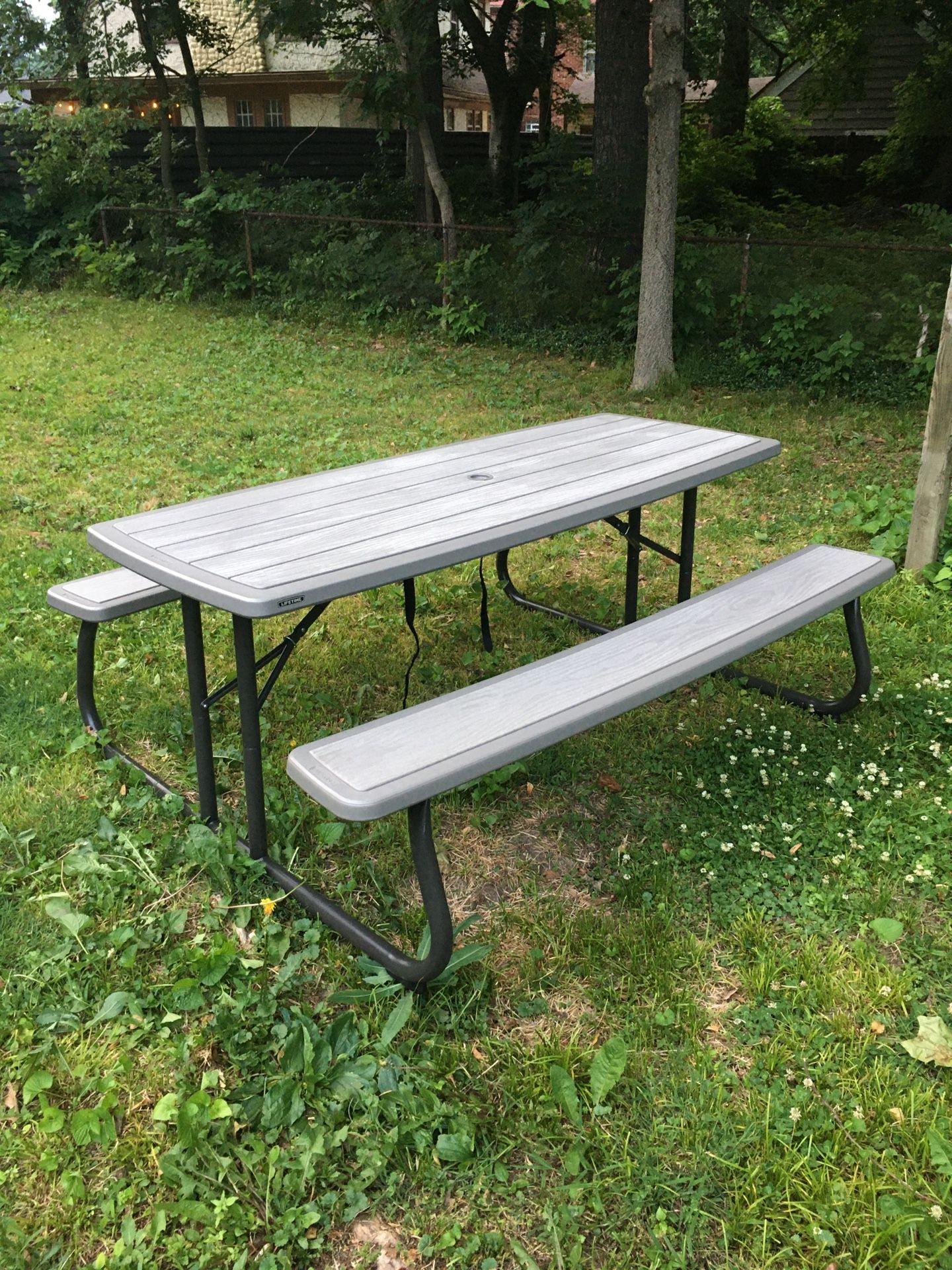 Lifetime 6 Foot Picnic Table