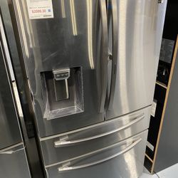 Samsung Stainless Steel 22 Cu. Ft. Food Showcase Counter Depth 4-Door French Door Refrigerator 