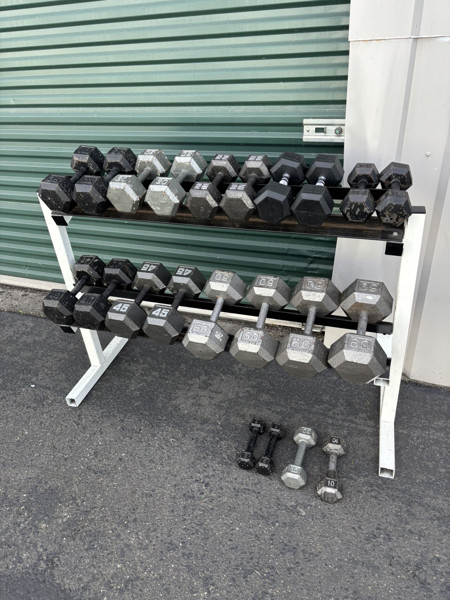 Dumbbells 670 Lbs Plus Rack Storage