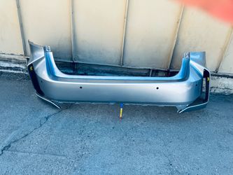 2027 LEXUS ES500 ELECTRIC REAR BUMPER COVER WITH SENSOR HOLES OEM