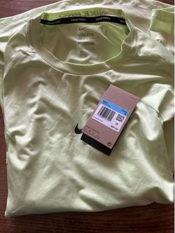 Nike - men’s medium