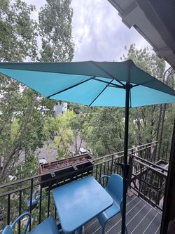 Umbrella with base