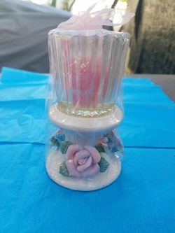 Porcelain candle center pc