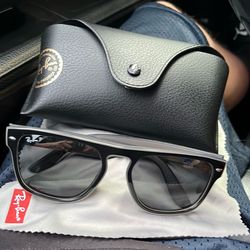Ray Ban 4407 w/ case