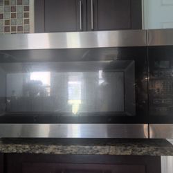 1.6 cu. ft. Over- The -Range Microwave 