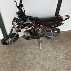 70 Cc Dirt Bike!