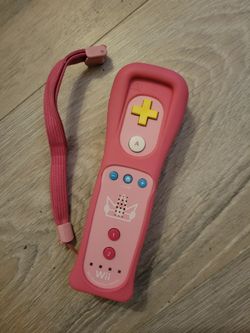 Princess Peach Nintendo Wii Controller
