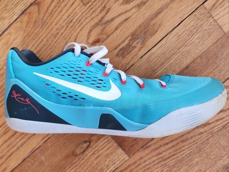 Kobe 9 EM Low