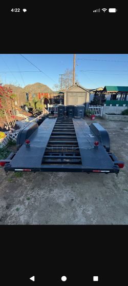 Heavy-Duty Dual Axle Car Hauler / Equipment Trailer – Great Condition
