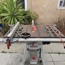 RIDGID TS2424 1 Table Saw