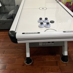 MD AIR HOCKEY TABLE 89”