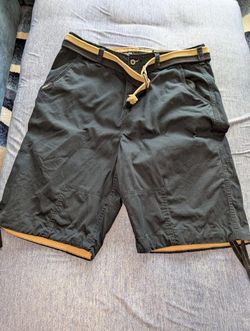 Rocawear Men’s Black/Tan Cotton Belted Cargo Shorts Original Fit Size 38