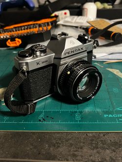 Asahi Pentax K1000 SE Special Edition – SMC 50mm & Rokinon 28mm Lenses – Great/Tested