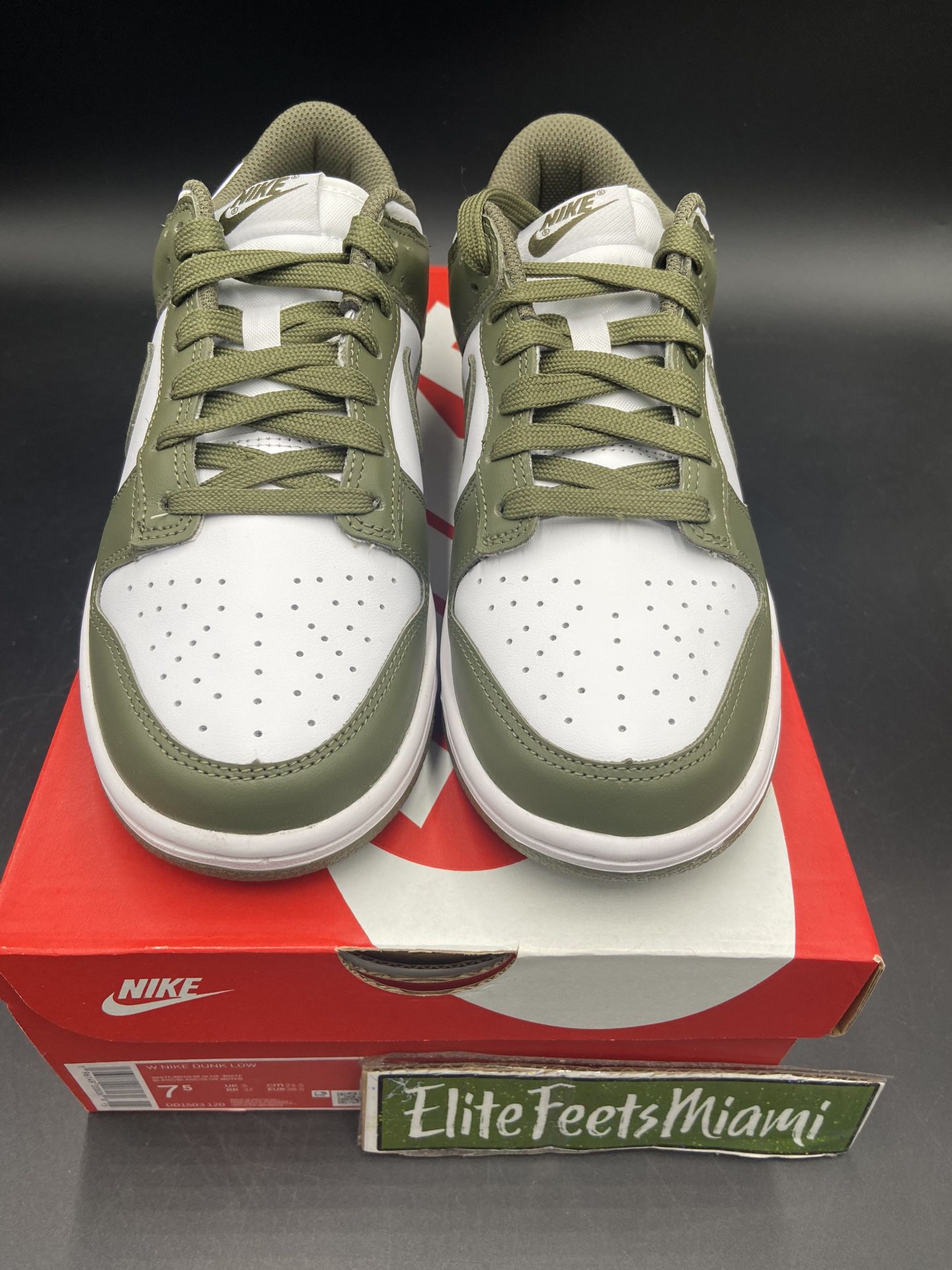 Nike Dunk Low Medium Olive   & Accessories