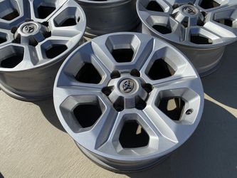 2020 Toyota 4Runner wheels Tacoma Tundra Sequoia fj Cruiser 17 inch