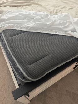 King Mattress + bedframe