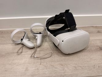 Quest 2 VR Headset with Battery Strap