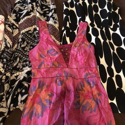 Women’s Clothing (Size: 10) 
