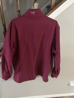 Arc’teryx Women’s Jacket Size XL 
