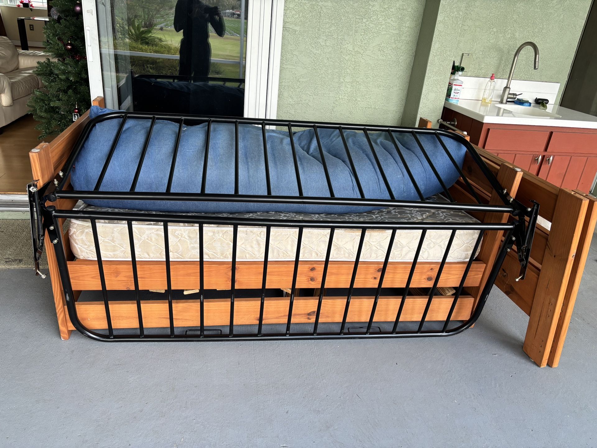 Double Futon With Single Bunk Bed