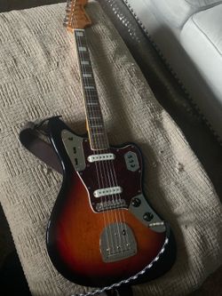 Fender Jaguar sunburst