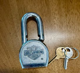 Vintage 1980s Harley Davidson H.D. Padlock No. 220 Master Lock Co. w/ 2 Keys
